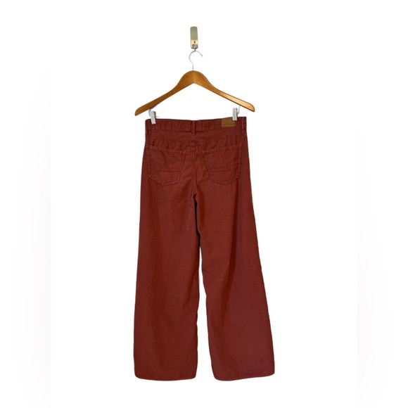 AE Low Rise Skater Jeans - Picture 2 of 10